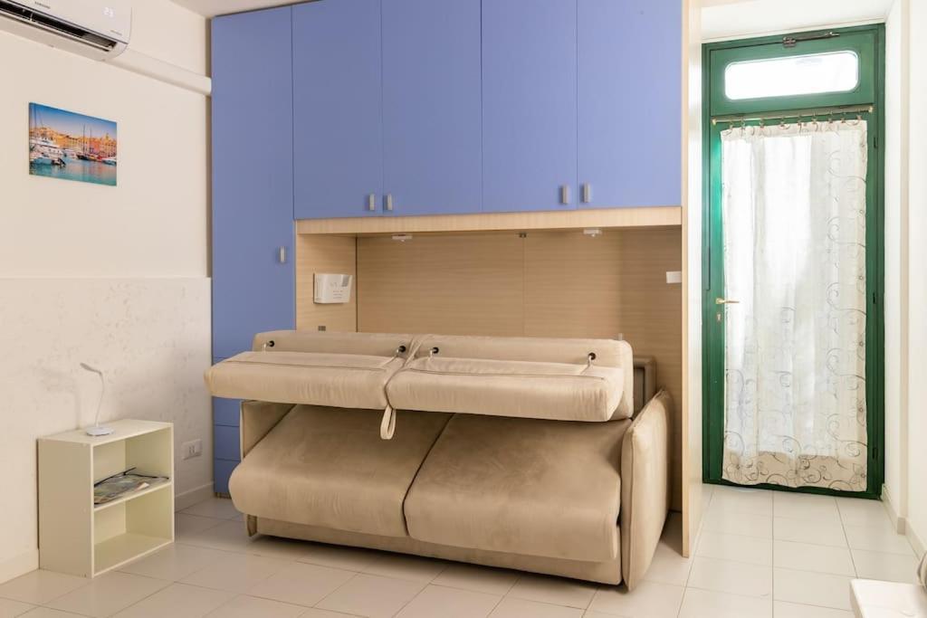La Casa Di Anna, In Palazzina Liberty Fronte Parco Apartment Bordighera Luaran gambar